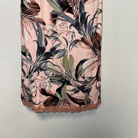 Ambrielle Sleepwear Women’s Pink Green Floral Chemise Medium Built in Bra Adjust - Picture 10 of 15